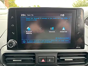 Used 2022 Peugeot Partner Professional Premium White - Interior and Exterior details 17
