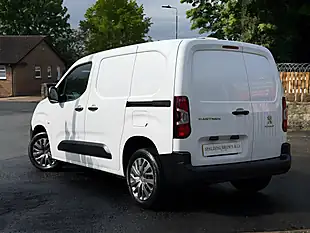 Used 2022 Peugeot Partner Professional Premium White - Interior and Exterior details 7