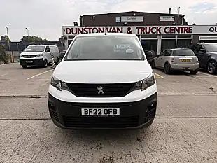 Used 2022 Peugeot Partner Professional White - Interior and Exterior details 6