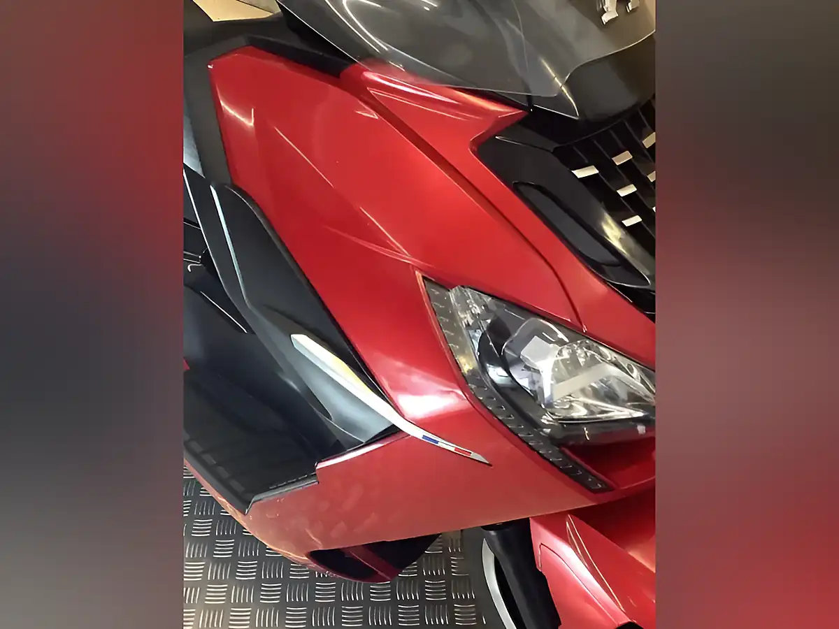 Used 2022 Peugeot Pulsion T9 Red - Interior and Exterior details 6
