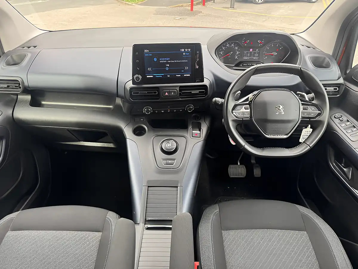 Used 2022 Peugeot Rifter Horizon RS Plus Orange - Interior and Exterior details 2