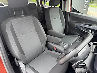 Used 2022 Peugeot Rifter Horizon RS Plus Orange - Interior and Exterior details 3