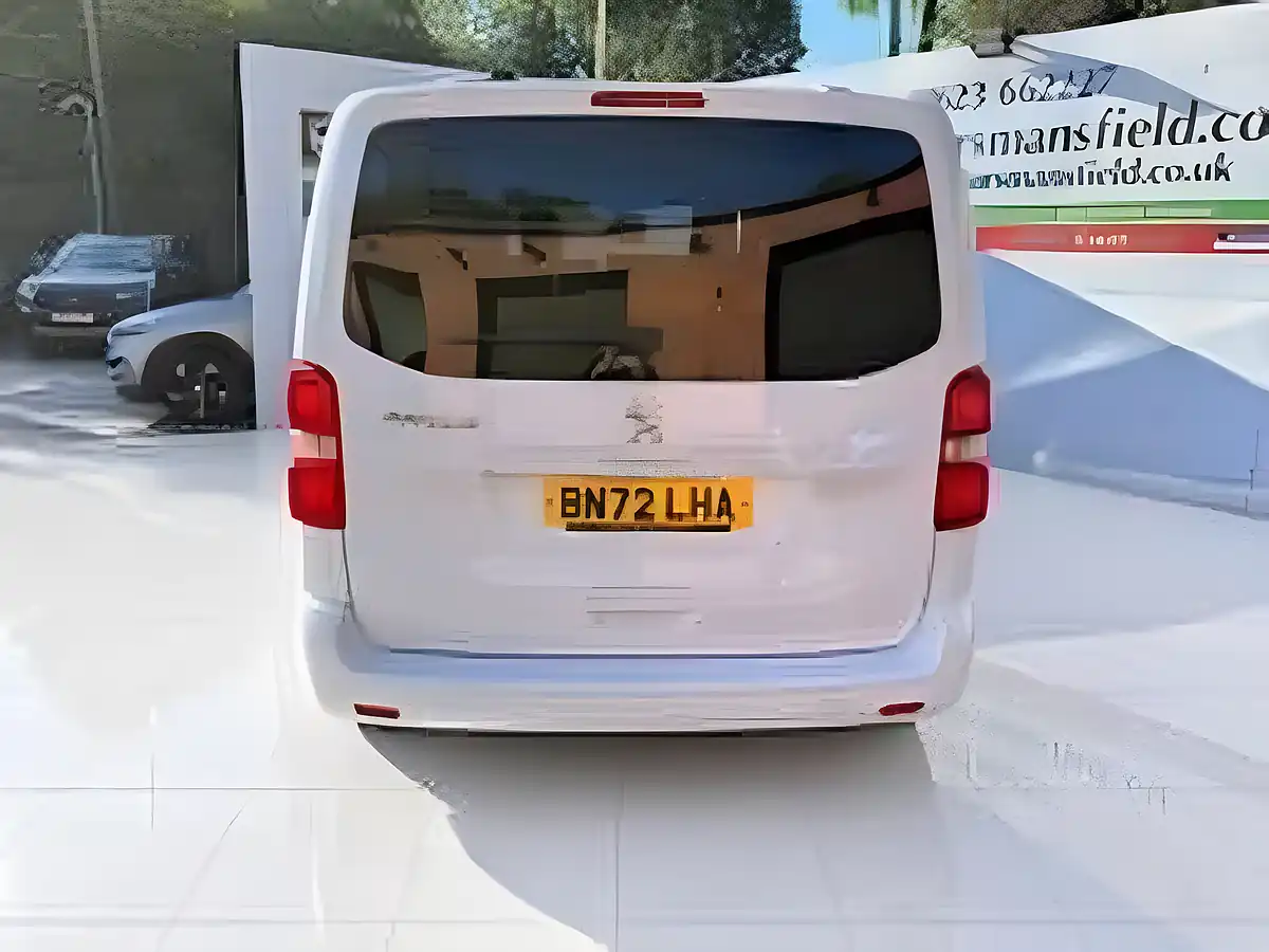 Used 2022 Peugeot Traveller Active Standard White - Interior and Exterior details 16