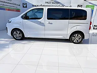 Used 2022 Peugeot Traveller Active Standard White - Interior and Exterior details 4
