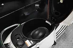 Used 2022 Piaggio Primavera 50 Silver - Interior and Exterior details 17