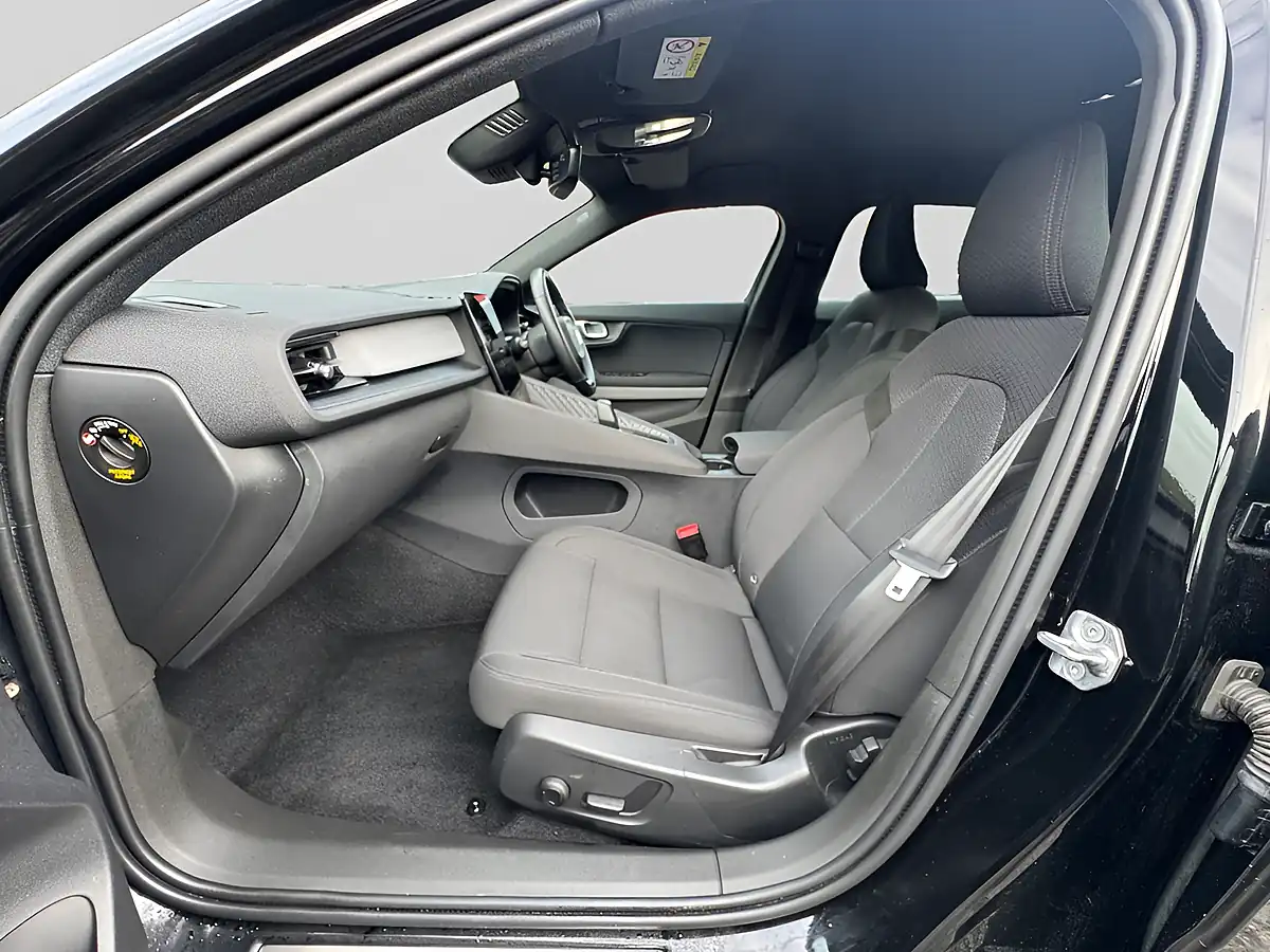 Used 2022 Polestar 2 Standard Range Black - Interior and Exterior details 15