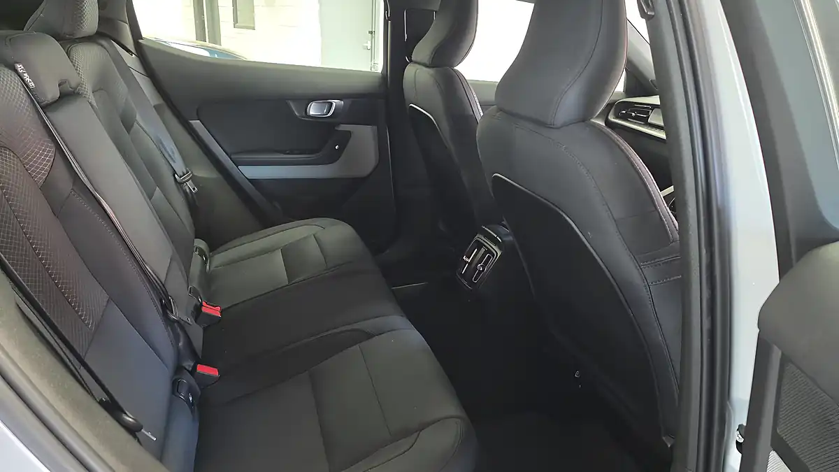 Used 2022 Polestar 2 Standard Range Grey - Interior and Exterior details 12