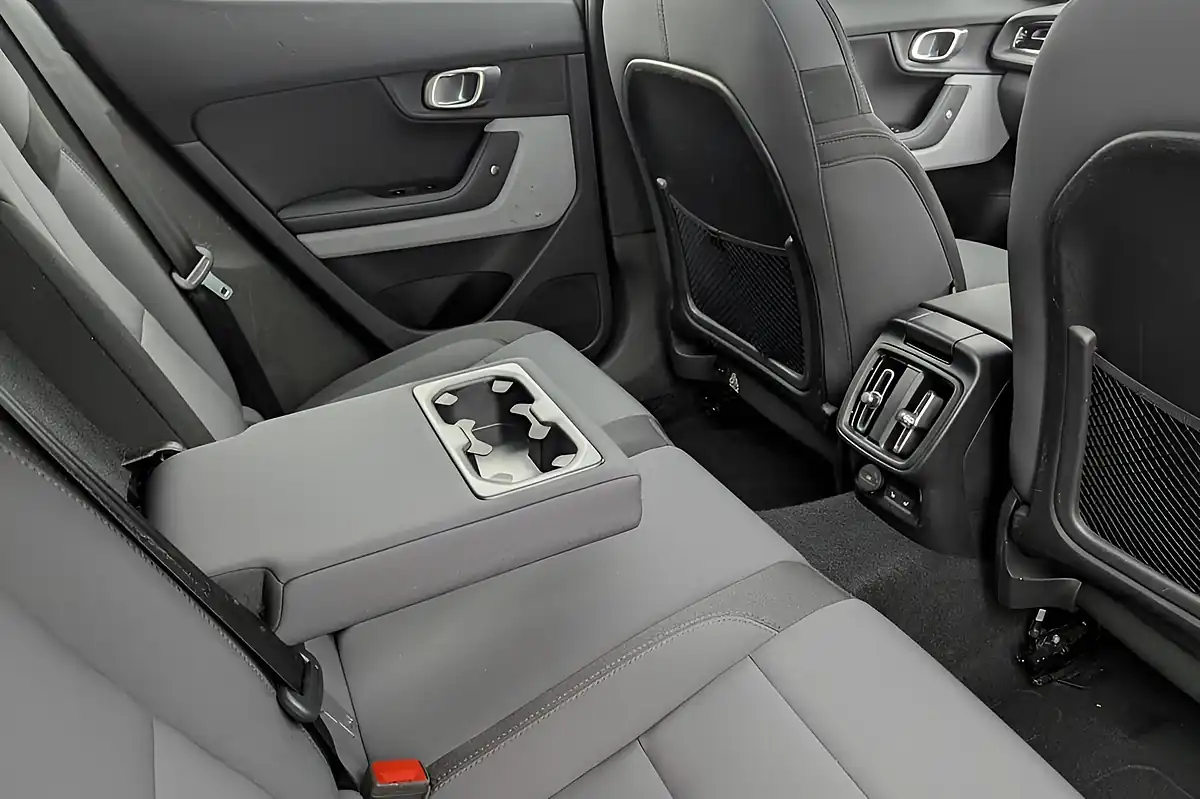 Used 2022 Polestar Polestar 2 Long Range Black - Interior and Exterior details 16