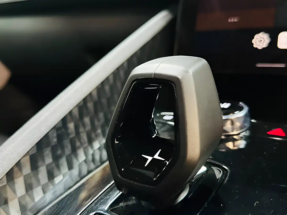 Used 2022 Polestar Polestar 2 Long Range White - Interior and Exterior details 17