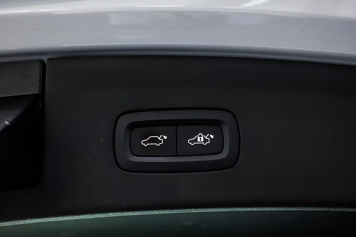 Used 2022 Polestar Polestar 2 Standard Range Grey - Interior and Exterior details 19
