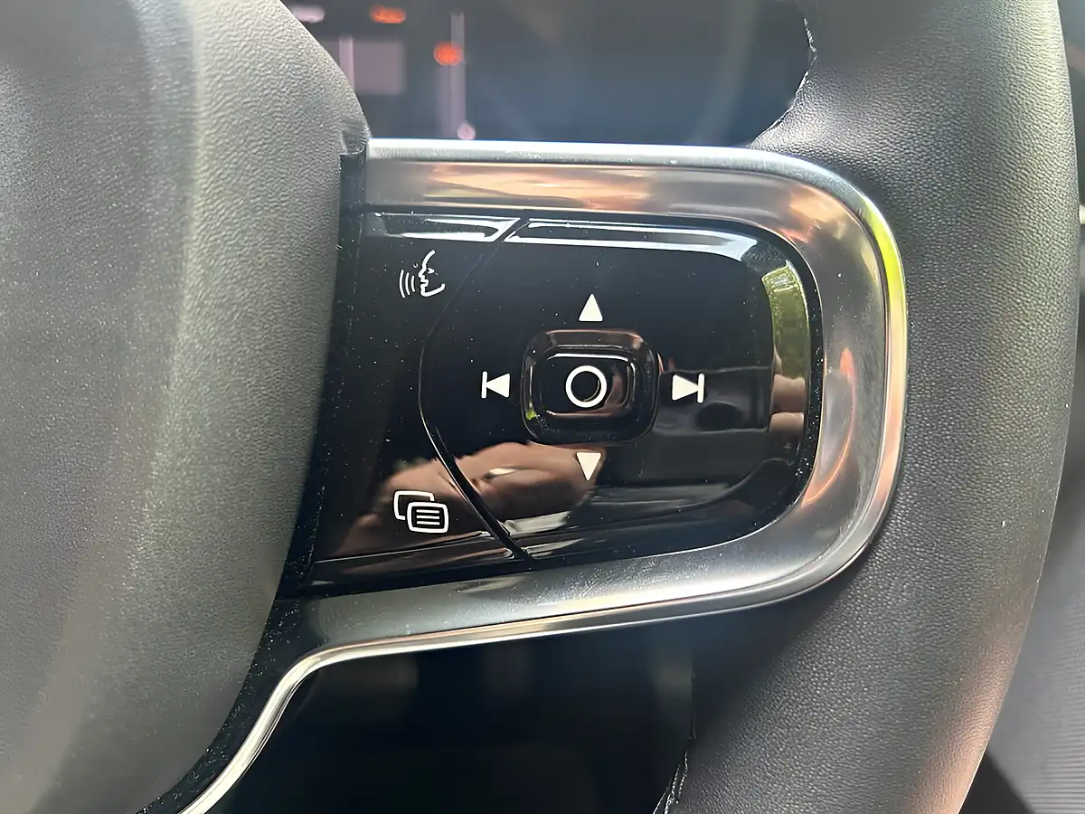 Used 2022 Polestar Polestar 2 Standard Range White - Interior and Exterior details 20