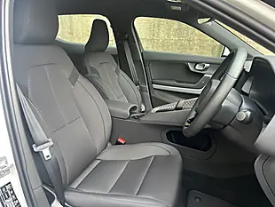 Used 2022 Polestar Polestar 2 Standard Range White - Interior and Exterior details 8