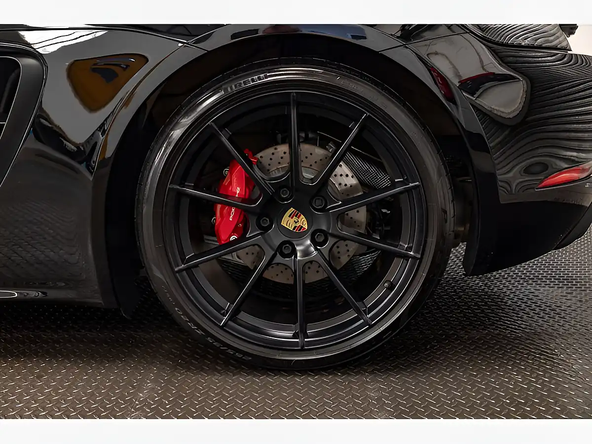 Used 2022 Porsche 718 Cayman Gts Black - Interior and Exterior details 8