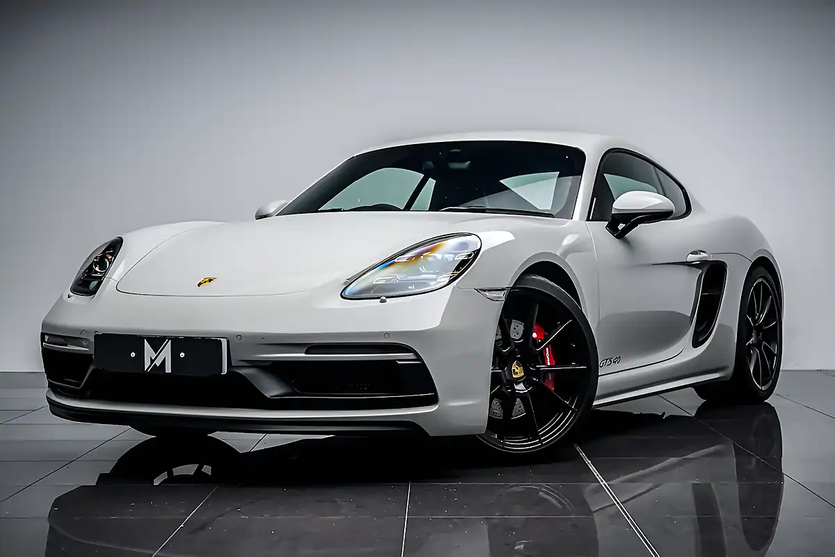 Used 2022 Porsche 718 Cayman Gts Crayon - Interior and Exterior details 5