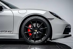 Used 2022 Porsche 718 Cayman Gts Crayon - Interior and Exterior details 9