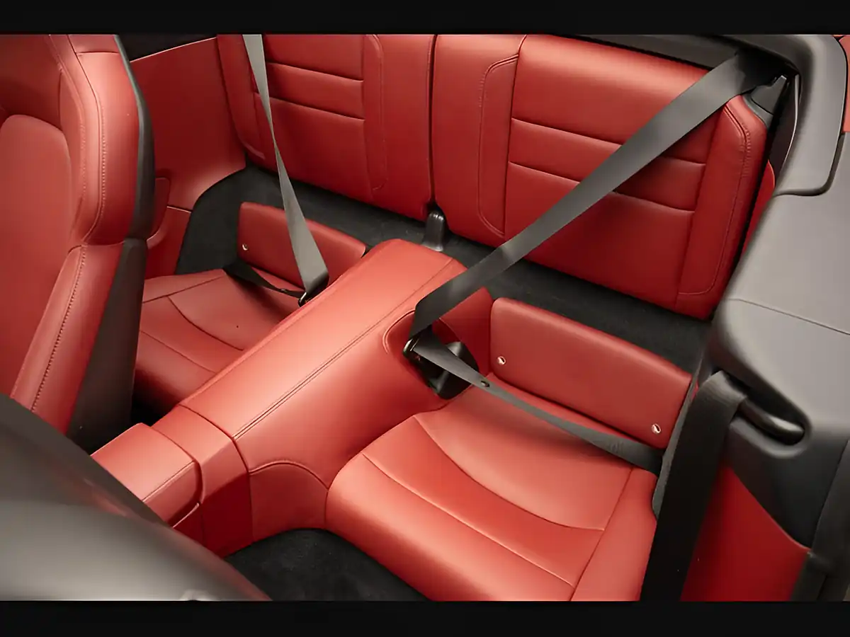 Used 2022 Porsche 911 992 Carrera Silver - Interior and Exterior details 14