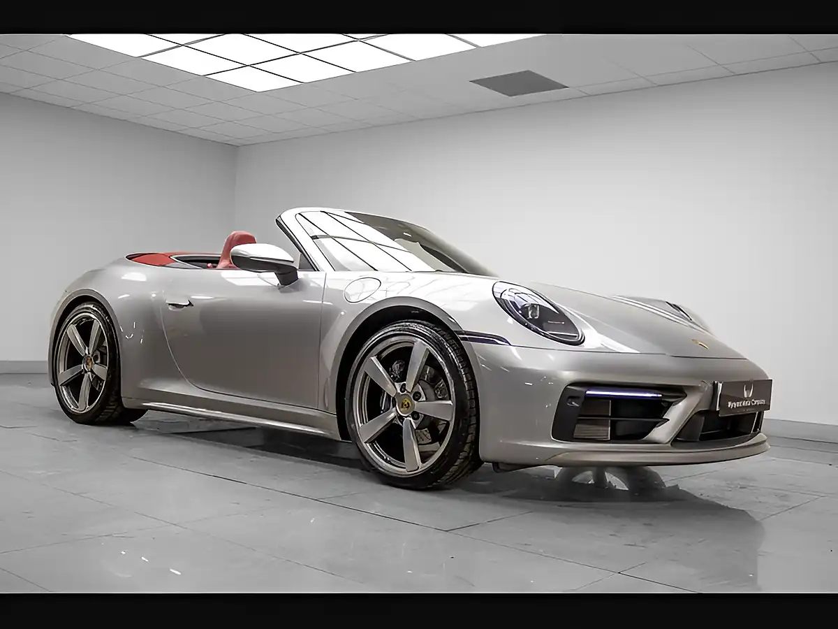 Used 2022 Porsche 911 992 Carrera Silver - Interior and Exterior details 7