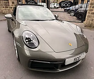 Used 2022 Porsche 911 Carrera Aventurine Green Metallic - Interior and Exterior details 5