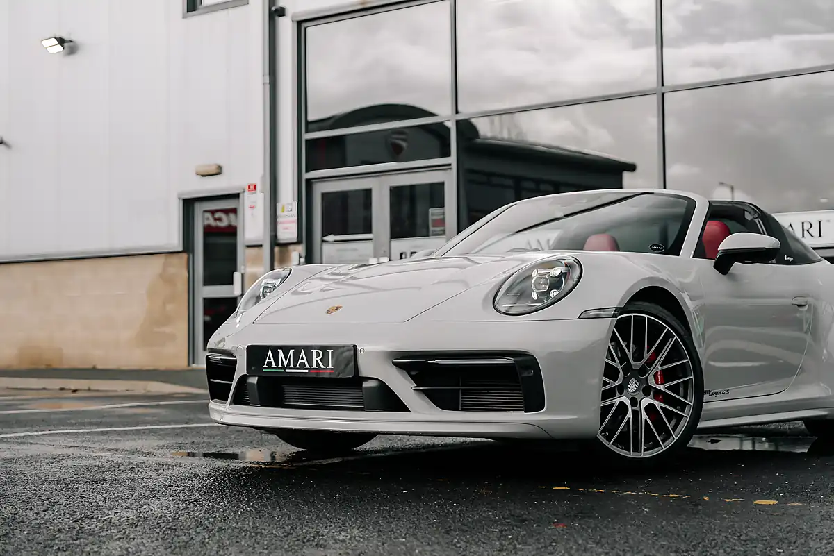 Used 2022 Porsche 911 Targa 4S Crayon - Interior and Exterior details 12
