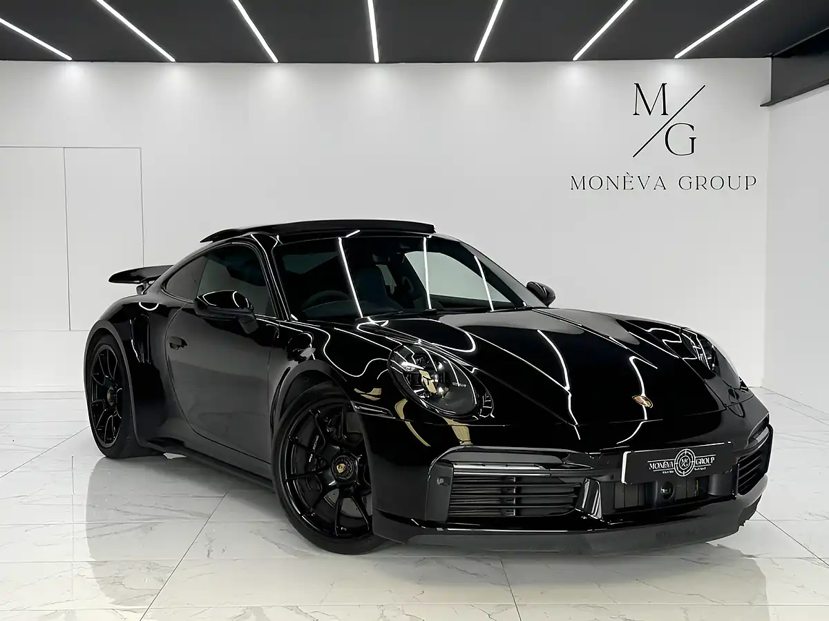 Used 2022 Porsche 911 Turbo Black - Front View