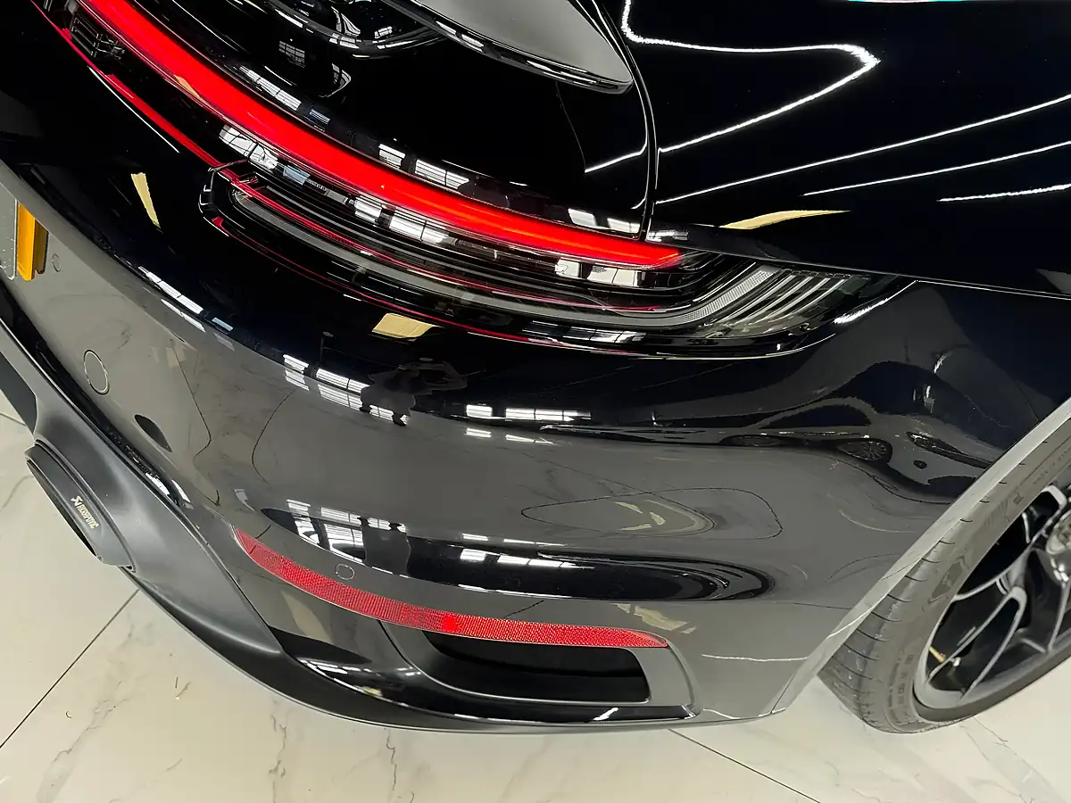 Used 2022 Porsche 911 Turbo Black - Interior and Exterior details 17