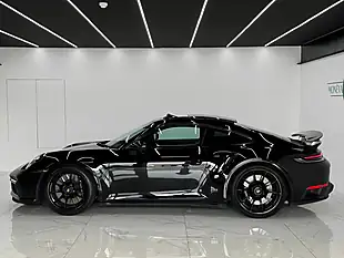 Used 2022 Porsche 911 Turbo Black - Interior and Exterior details 3