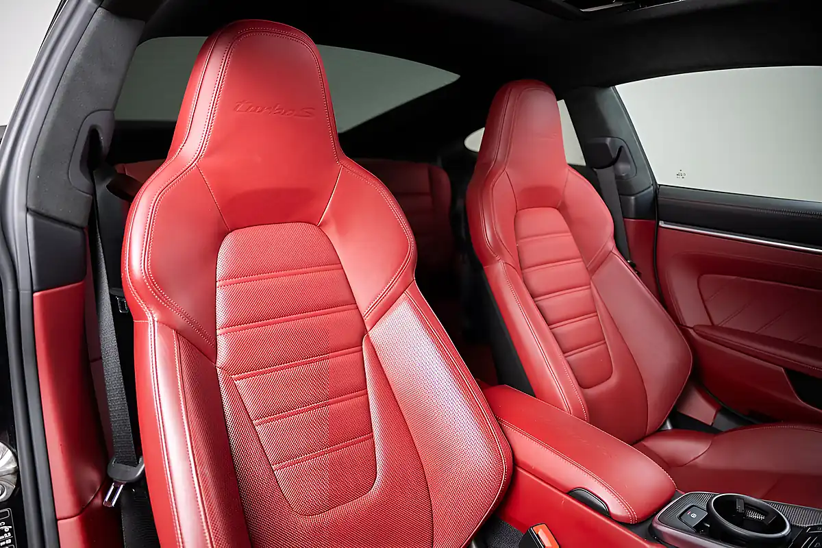 Used 2022 Porsche 911 Turbo S Black - Interior and Exterior details 2