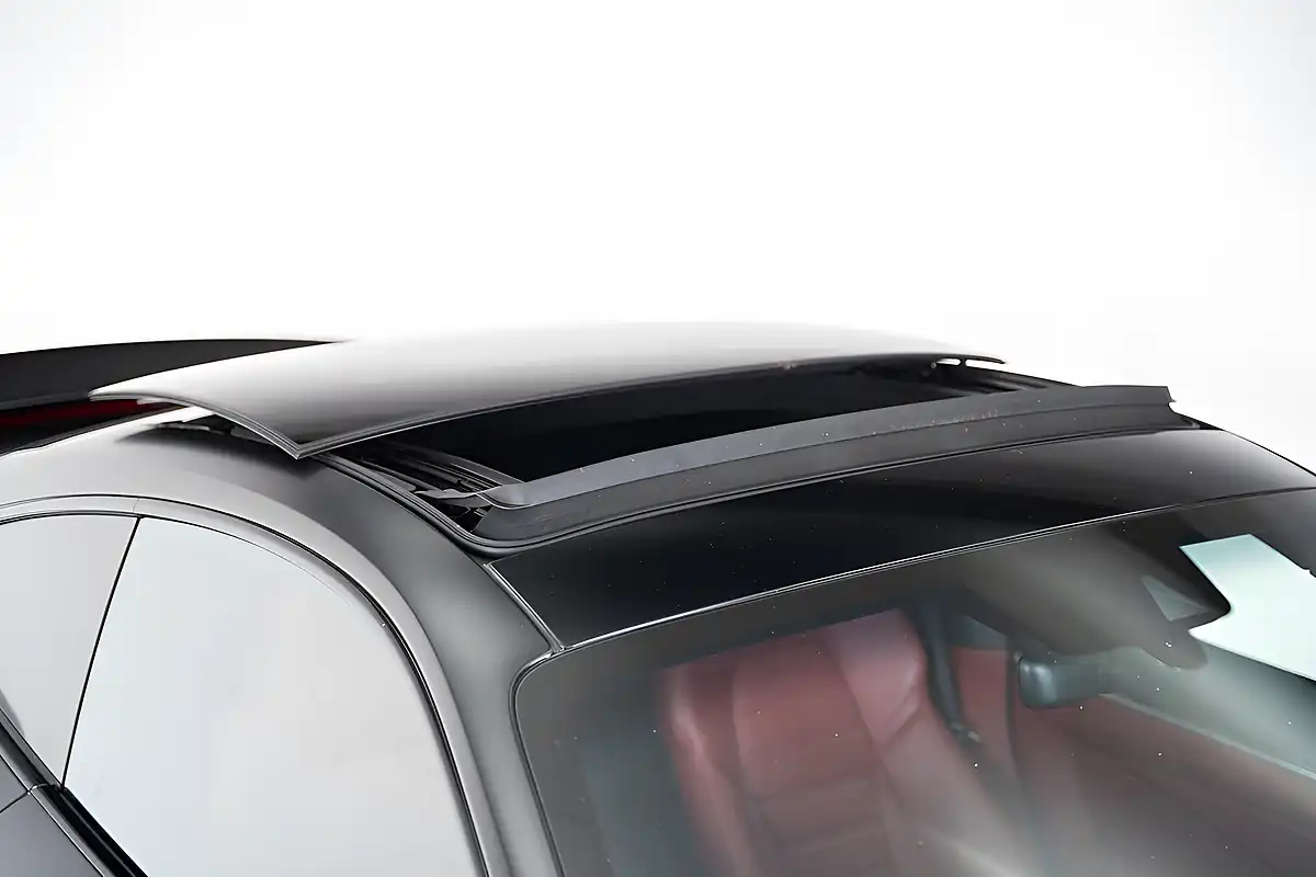 Used 2022 Porsche 911 Turbo S Black - Interior and Exterior details 4