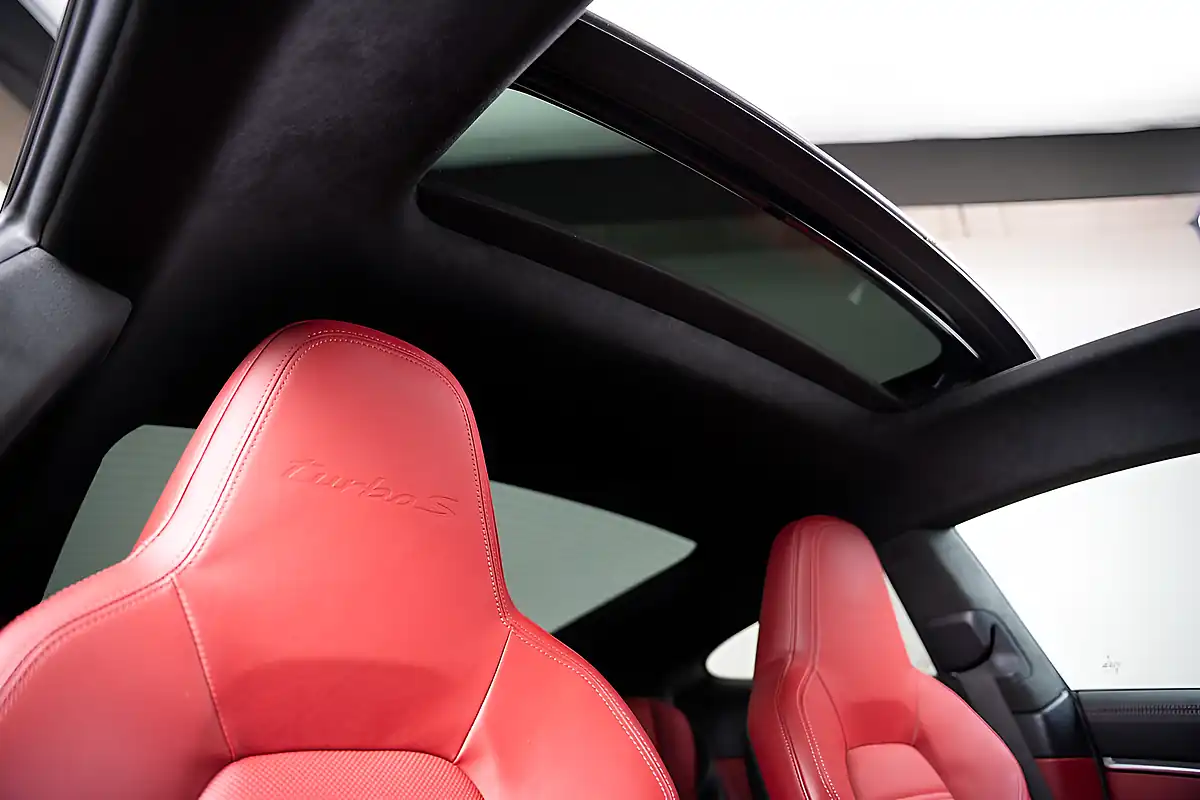 Used 2022 Porsche 911 Turbo S Black - Interior and Exterior details 5