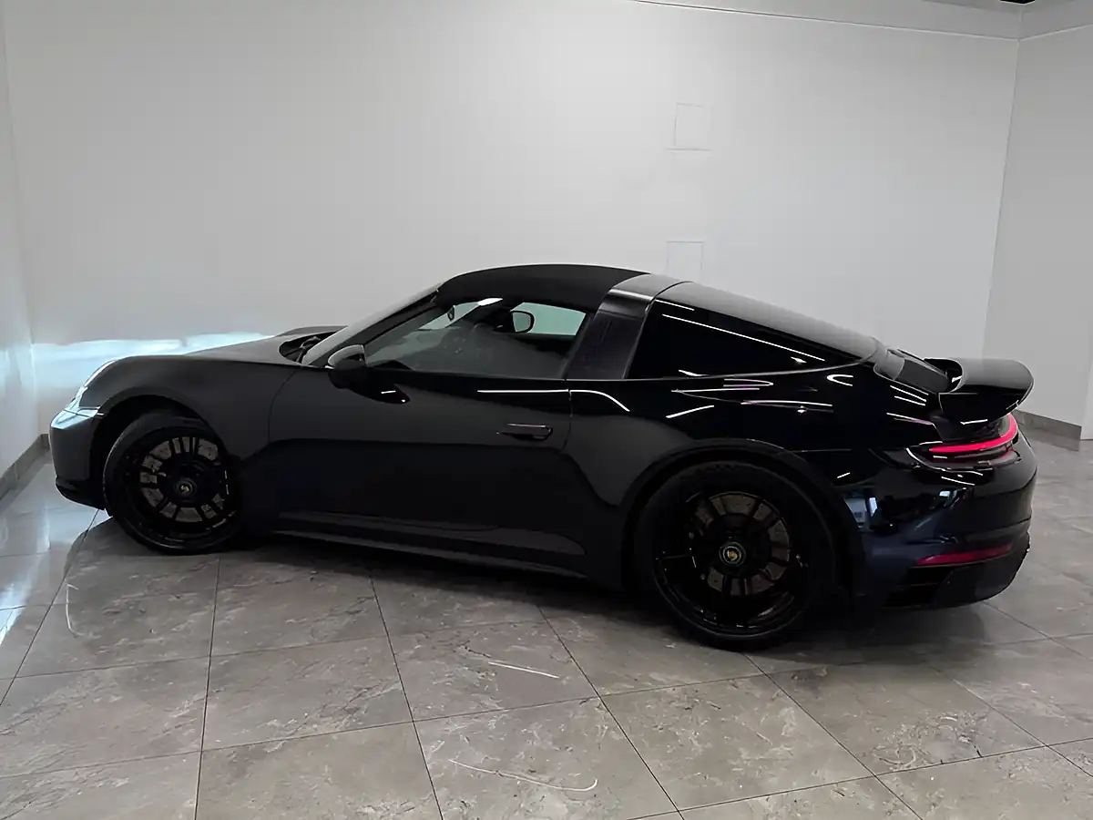 Used 2022 Porsche 992 Gts Targa Blue - Interior and Exterior details 10