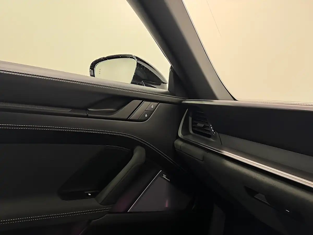 Used 2022 Porsche 992 Gts Targa Blue - Interior and Exterior details 19