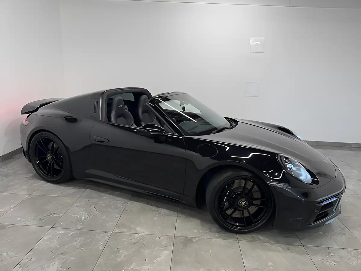 Used 2022 Porsche 992 Gts Targa Blue - Interior and Exterior details 7