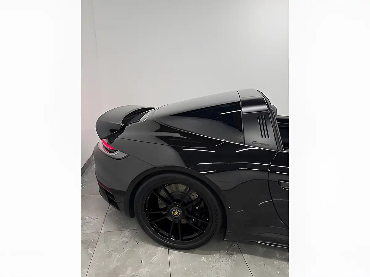 Used 2022 Porsche 992 Gts Targa Blue - Interior and Exterior details 8