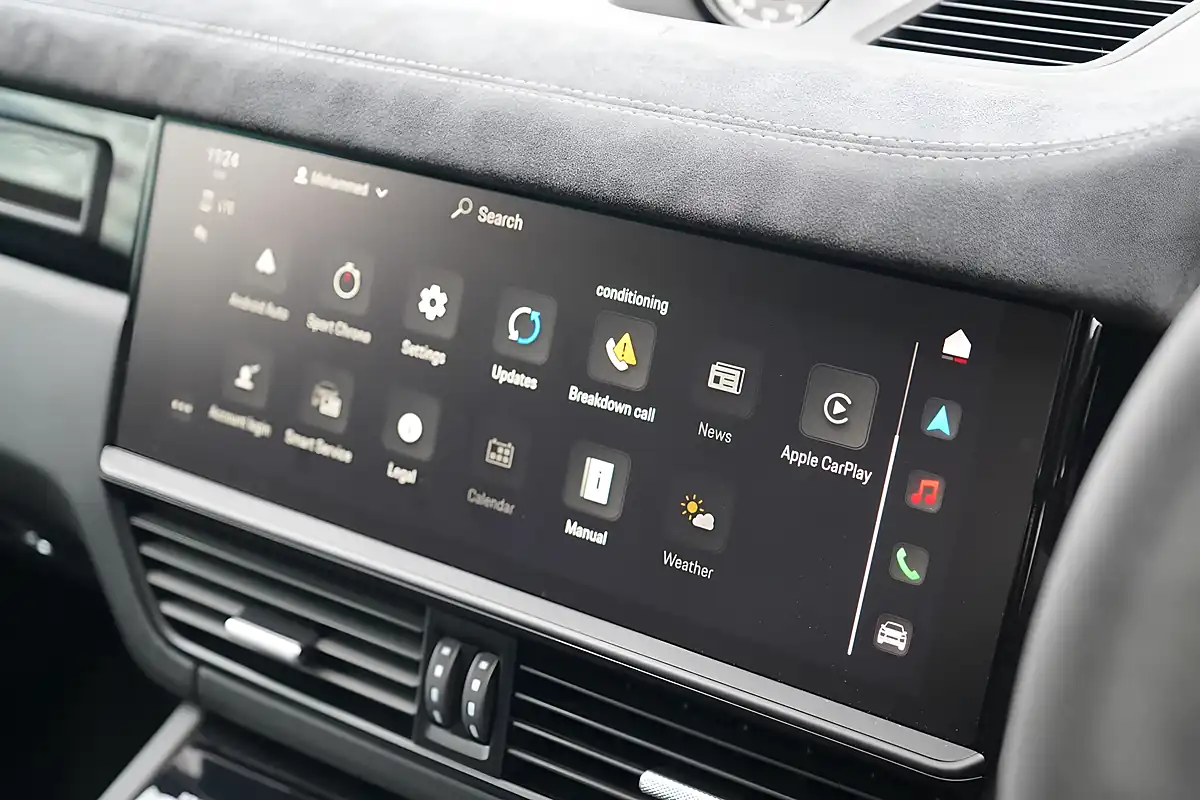 Used 2022 Porsche Cayenne GT Grey - Interior and Exterior details 17