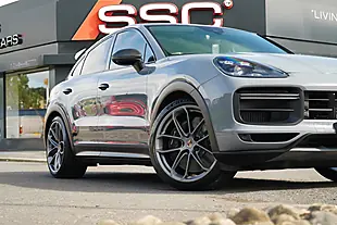 Used 2022 Porsche Cayenne GT Grey - Interior and Exterior details 19
