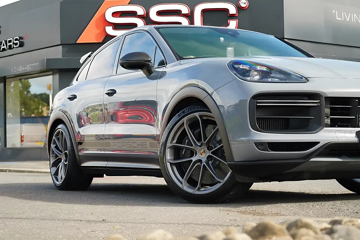 Used 2022 Porsche Cayenne GT Grey - Interior and Exterior details 19