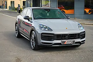 Used 2022 Porsche Cayenne GT Grey - Interior and Exterior details 5