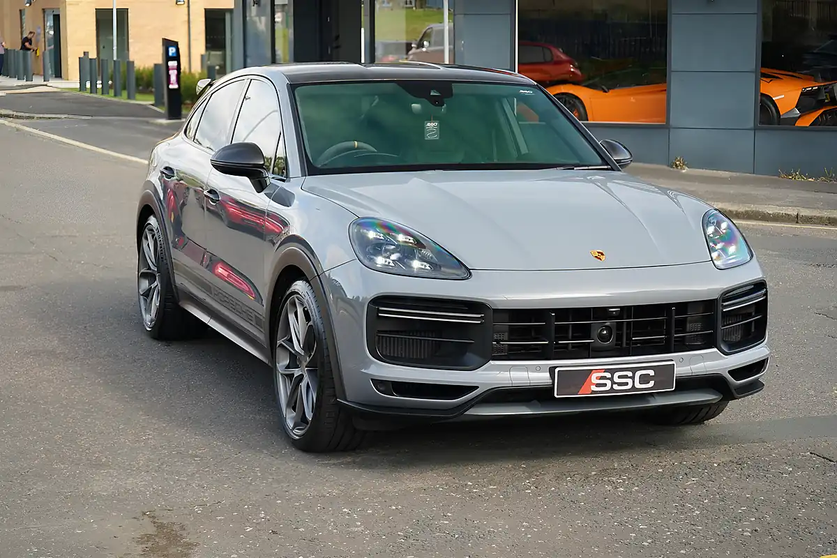 Used 2022 Porsche Cayenne GT Grey - Interior and Exterior details 5