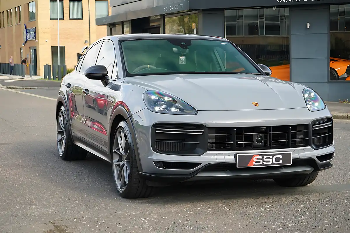Used 2022 Porsche Cayenne GT Grey - Interior and Exterior details 6