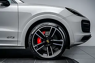 Used 2022 Porsche Cayenne Gts Coupe Crayon - Interior and Exterior details 10