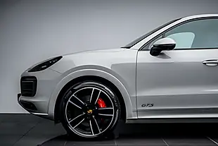 Used 2022 Porsche Cayenne Gts Coupe Crayon - Interior and Exterior details 11