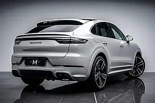 Used 2022 Porsche Cayenne Gts Coupe Crayon - Interior and Exterior details 15
