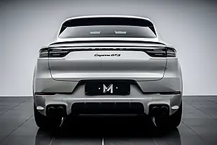 Used 2022 Porsche Cayenne Gts Coupe Crayon - Interior and Exterior details 4