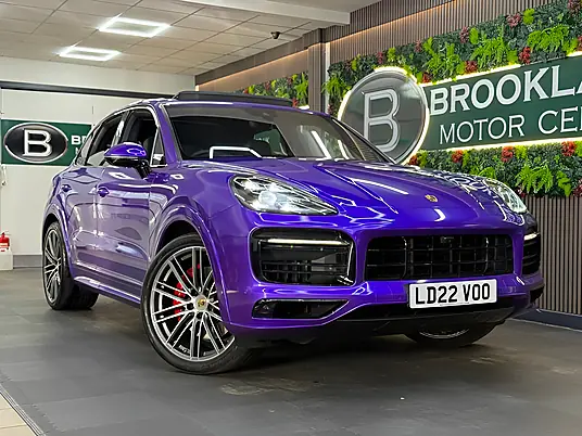 2022 Porsche Cayenne GTS Tiptronic