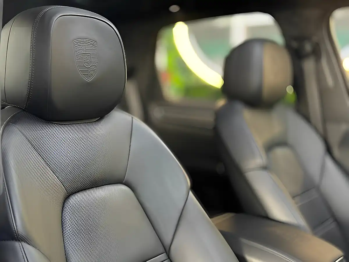 Used 2022 Porsche Cayenne Gts Grey - Interior and Exterior details 19