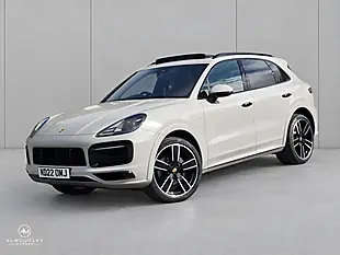 Used 2022 Porsche Cayenne Platinum Edition Grey - Interior and Exterior details 8