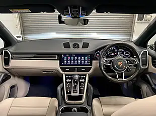 Used 2022 Porsche Cayenne Platinum Edition White - Interior and Exterior details 2