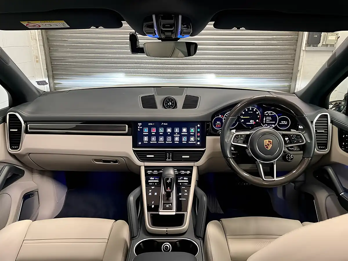 Used 2022 Porsche Cayenne Platinum Edition White - Interior and Exterior details 2