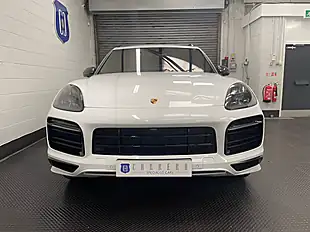 Used 2022 Porsche Cayenne Platinum Edition White - Interior and Exterior details 3