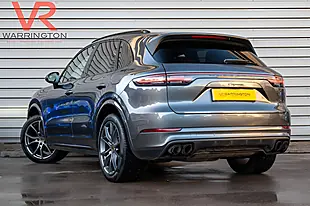 Used 2022 Porsche Cayenne Quartzite Grey - Interior and Exterior details 11